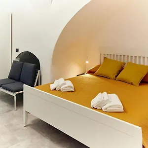 https://stefanos-house.taorminaitalyhotels.com